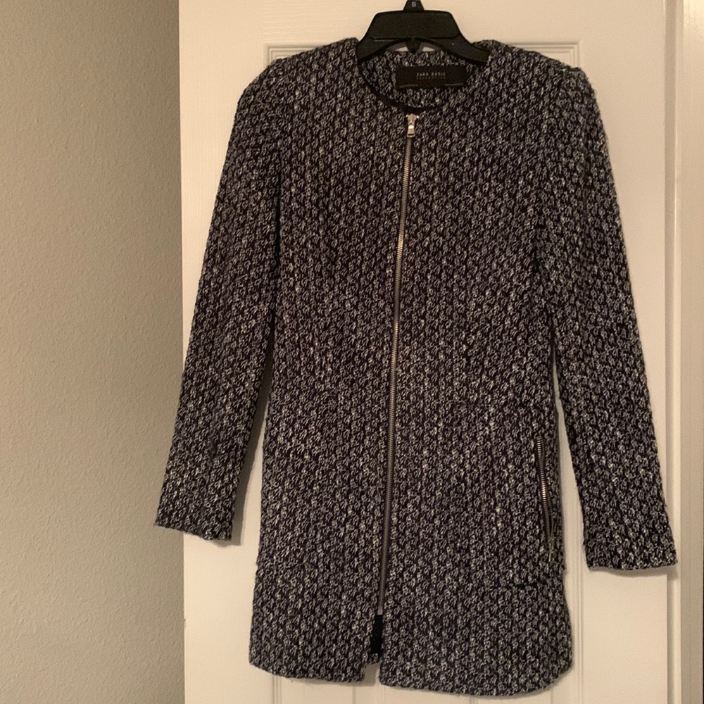 Black, blue and white blazer with shoulder pads. Incredibly warm.